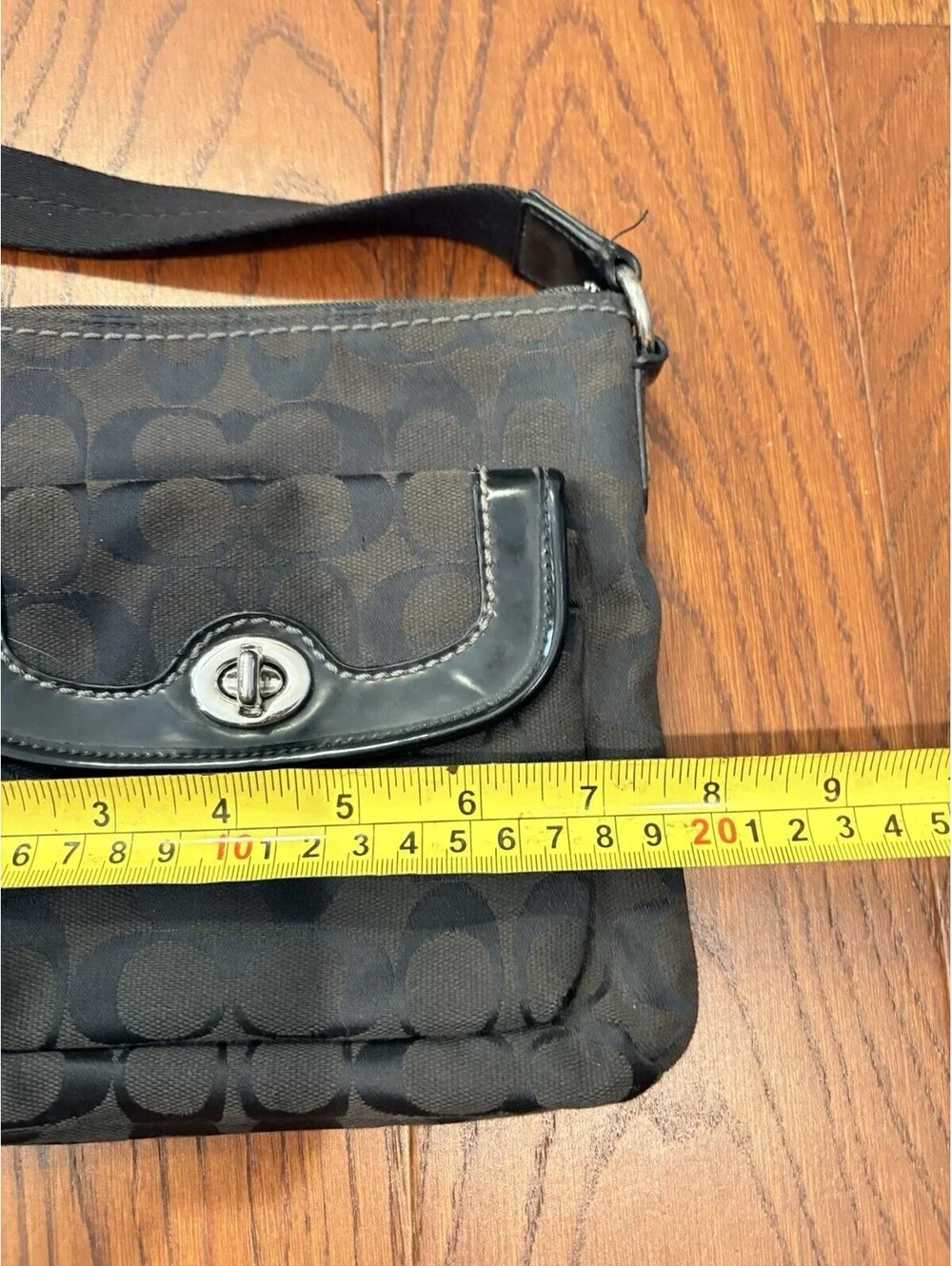 Coach Signature C Poppy Swingpack Crossbody Bag Black Monogram Canvas Turnlock